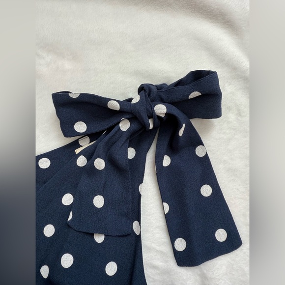 EUC Sézane Women’s Navy Polka Dot Blouse With Bow Sleeves “Lara Blouse” - Picture 6 of 10